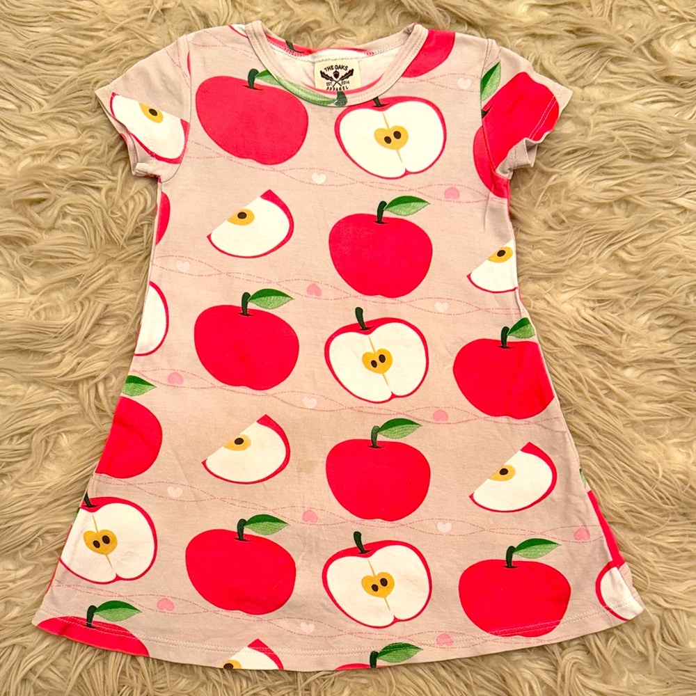 The Oaks Apple Dress Size 2Y